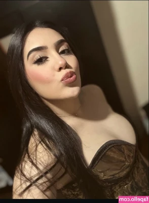 Stefany Mendoza [ stefany-mendoza ] - So hungry and it tastes so good!! Spaghetti alla granchio! YUMMY