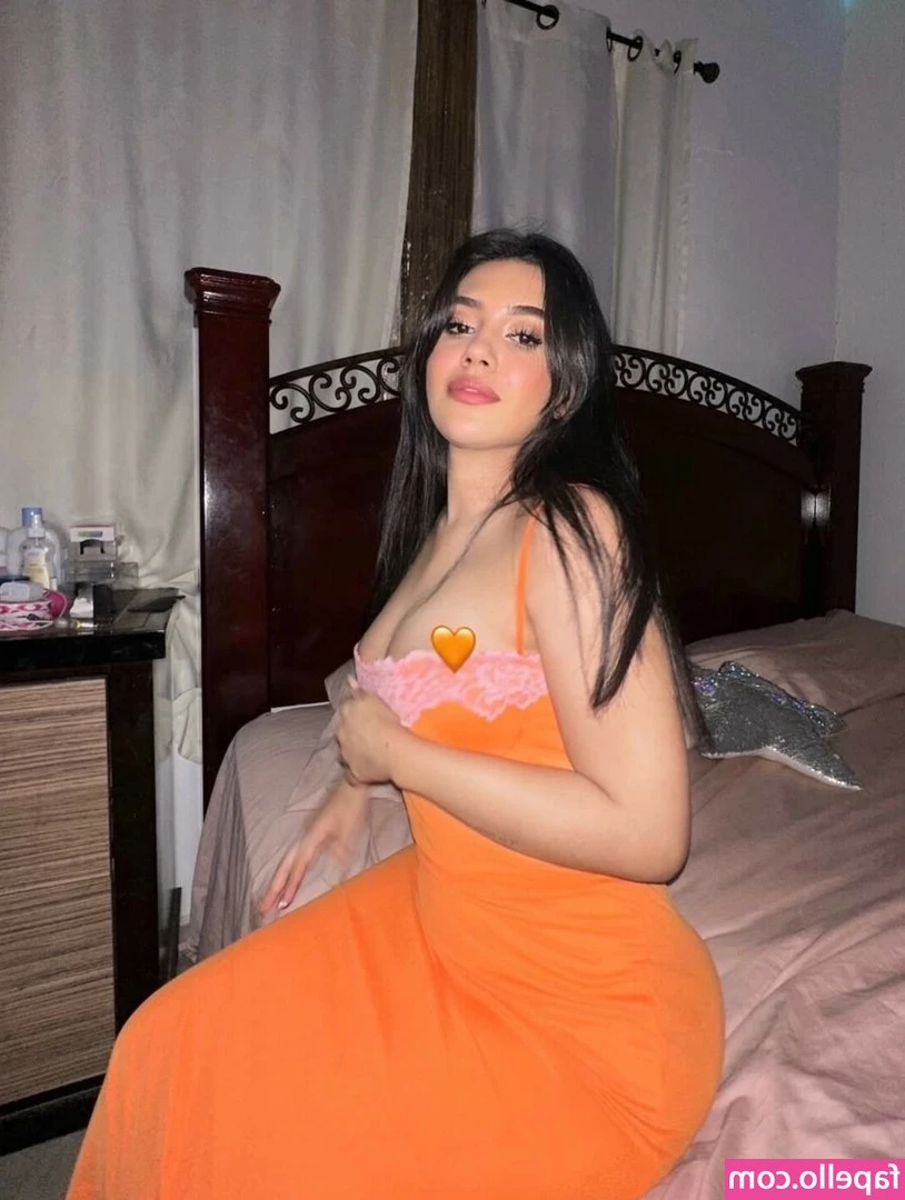 Stefany Mendoza [ stefany-mendoza ] - I think I've deserved a spanking... Don't you?