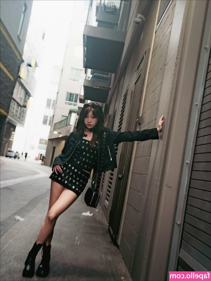 Jaime Jin [ jaime-jin ] - If you’re someone who likes to buy used, old, worn lingerie please
