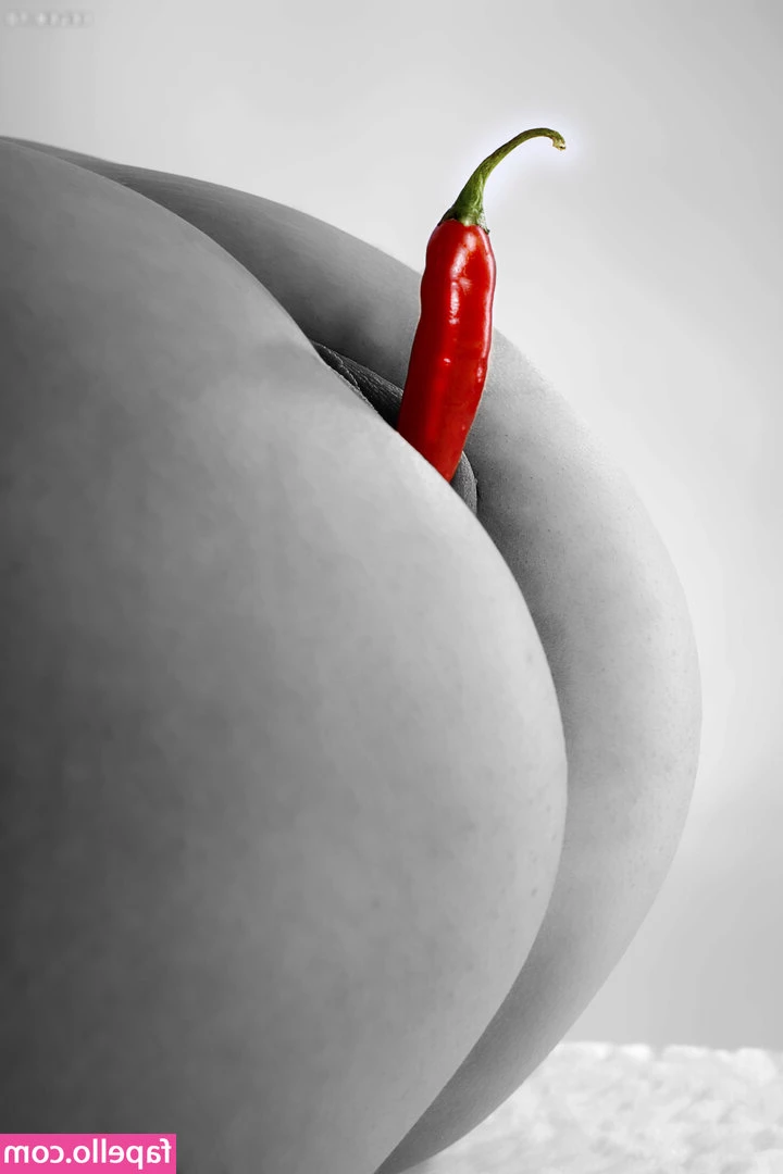 Knallbonbon - Sucking cock always brings a huge smile to my face 💋