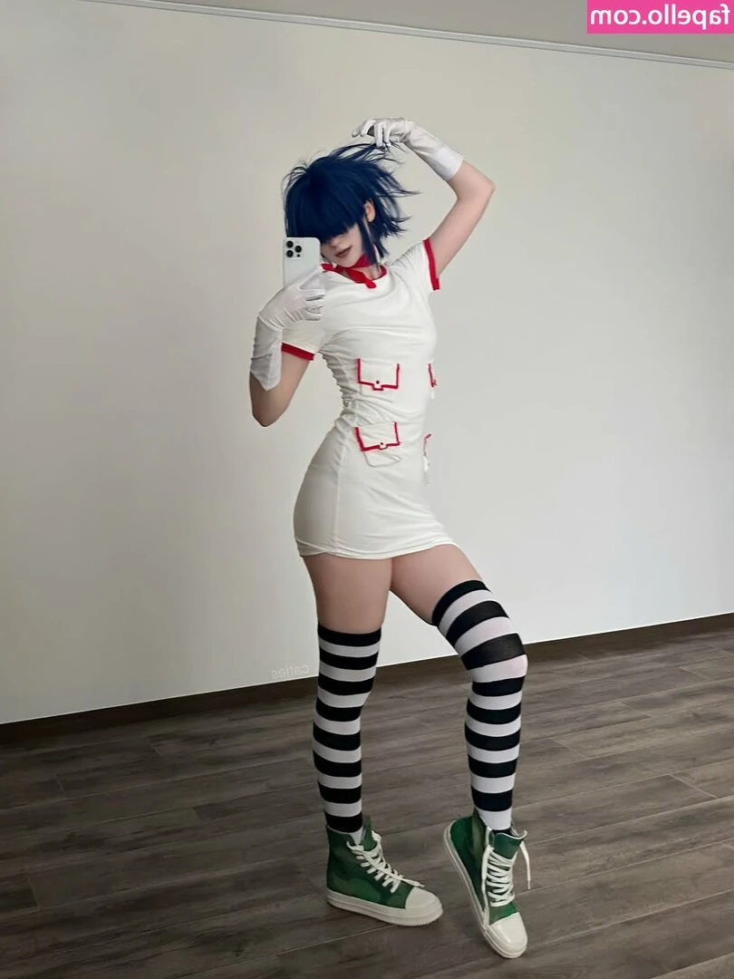 catiescos [ catiescos-3 ] - Wanna get dicked down by my big strap-on? Donate $50 on this post for