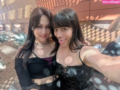Nyxi Leon [ nyxi-leon-6 ] - Do you want me to be your queen?😏🔥