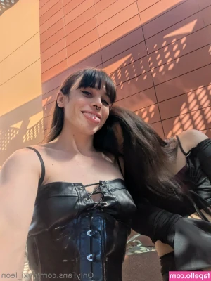 Nyxi Leon [ nyxi-leon-6 ] - I might try to go LIVE tonight 😉😉