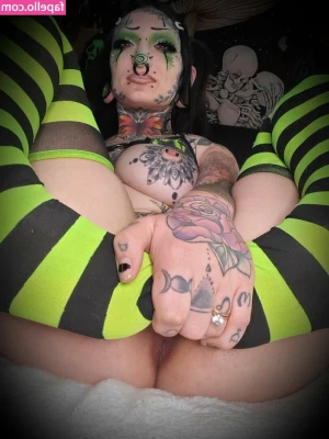 Ink3dbunni3 - I can make your Monday better 😏