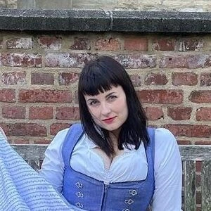Toyah Diebel