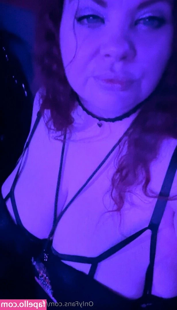 blueyedbunni - I already have the advent calendar  Are you waiting for the unpacking