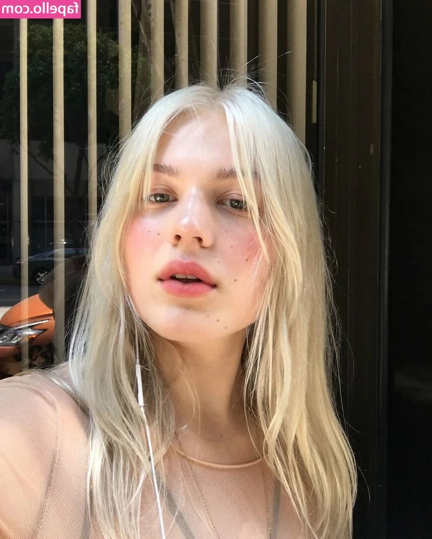 Lulu Bonfils [ lulu-bonfils ] - I loved exploring my body this morning in this .. Can't wait to
