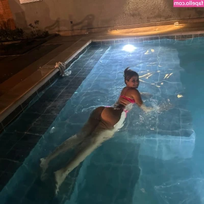 Kiani Urbieta [ kiani-urbieta ] - What's your favourite angle? So I can tease you more in future...