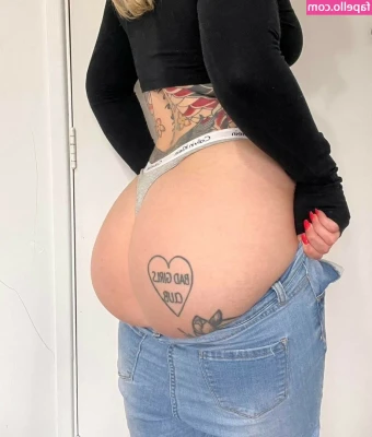 Niccis_noots [ niccis-noots ] - Video Content  hear me moaning, watch me shaking, hear my vibrator