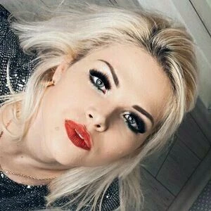 Alexasocialb