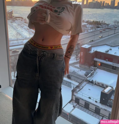 your.kawaiyukiki [ your-kawaiyukiki ] - Accidental titty pic again 👋