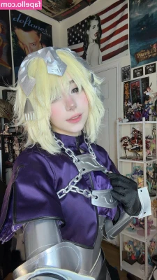 ashisbees - Heres a diff angle of bewbs
