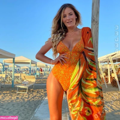 Eleonora Melosi [ eleonora-melosi ] - Sexy bloot