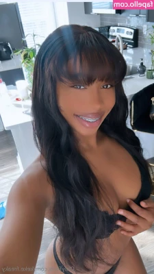 IeshaMarie20 - Happy Monday!!! Don’t forget to check out the fun video I left you