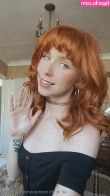 missnouveaux - message me for some private naughty photos