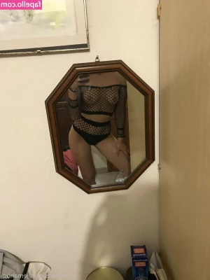 jemahug_ [ jemahug ] - Oooo you don t want to miss this video