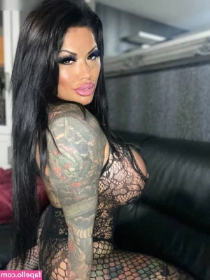 Catherine Teufelsweib [ catherine-teufelsweib ] - 4 minutes with voice and cum 😘