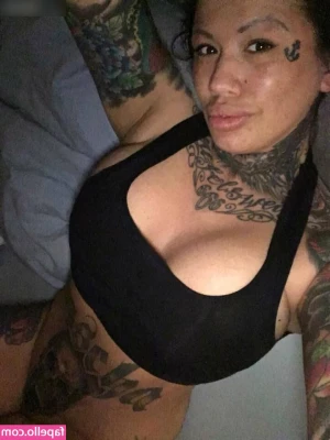 Catherine Teufelsweib [ catherine-teufelsweib ] - lemme kiss you somewhere where you ll love me even more   1 20 toy bj