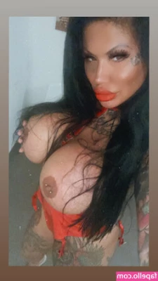 Catherine Teufelsweib [ catherine-teufelsweib ] - Happy Fridayyyy to all my beautiful fans  I truly love you ALL   