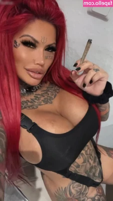 Catherine Teufelsweib [ catherine-teufelsweib ] - Hey guys  Content coming very soon