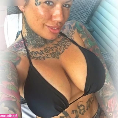 Catherine Teufelsweib [ catherine-teufelsweib ] - Who wanna sext