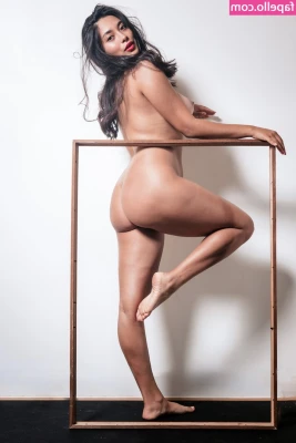 Amina_model [ amina-model ] - Squats 🍑🍑