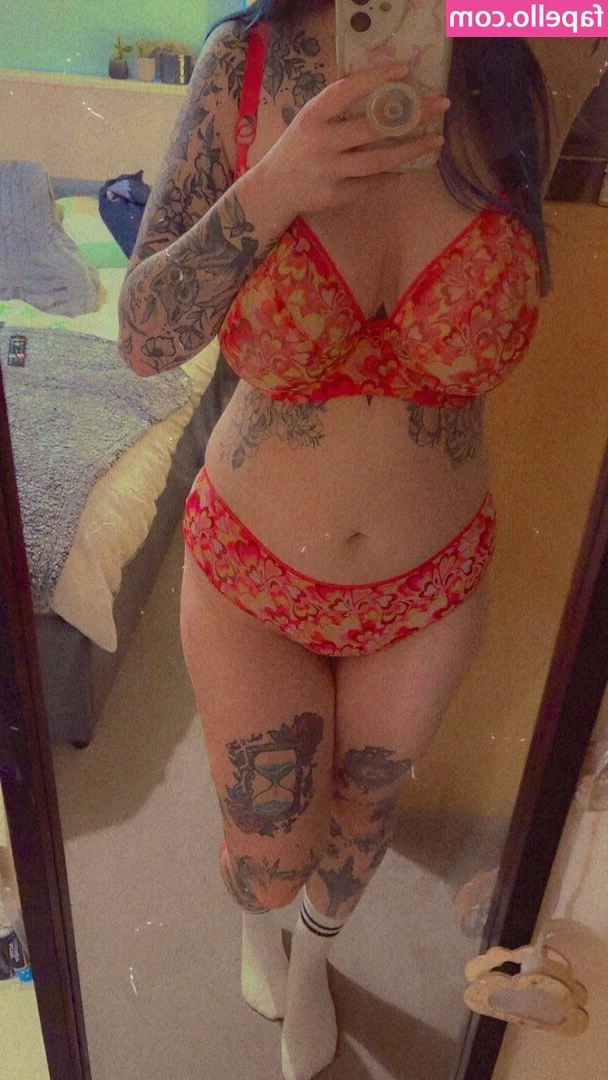 _Bxston [ bxston ] - I love to cover myself in my droll.