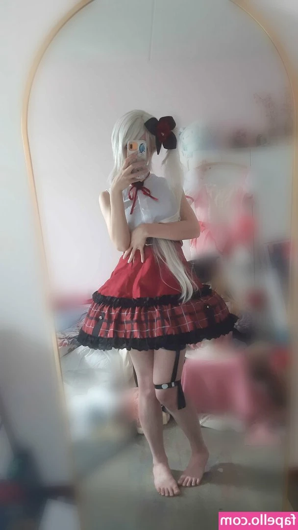 Lunapuna - Help support this sexy girl. FYI she is my sister. So what better way