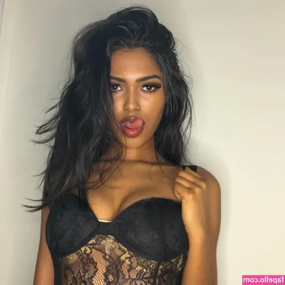 taylormariejuliannabittan - Have a new trick I’d like to try with my tongue tonight.👅😜