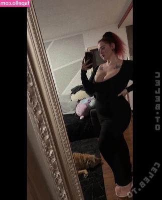 Madame_melanie [ madame-melanie ] - Hey 💝 tip 5$ for a suprise 💝