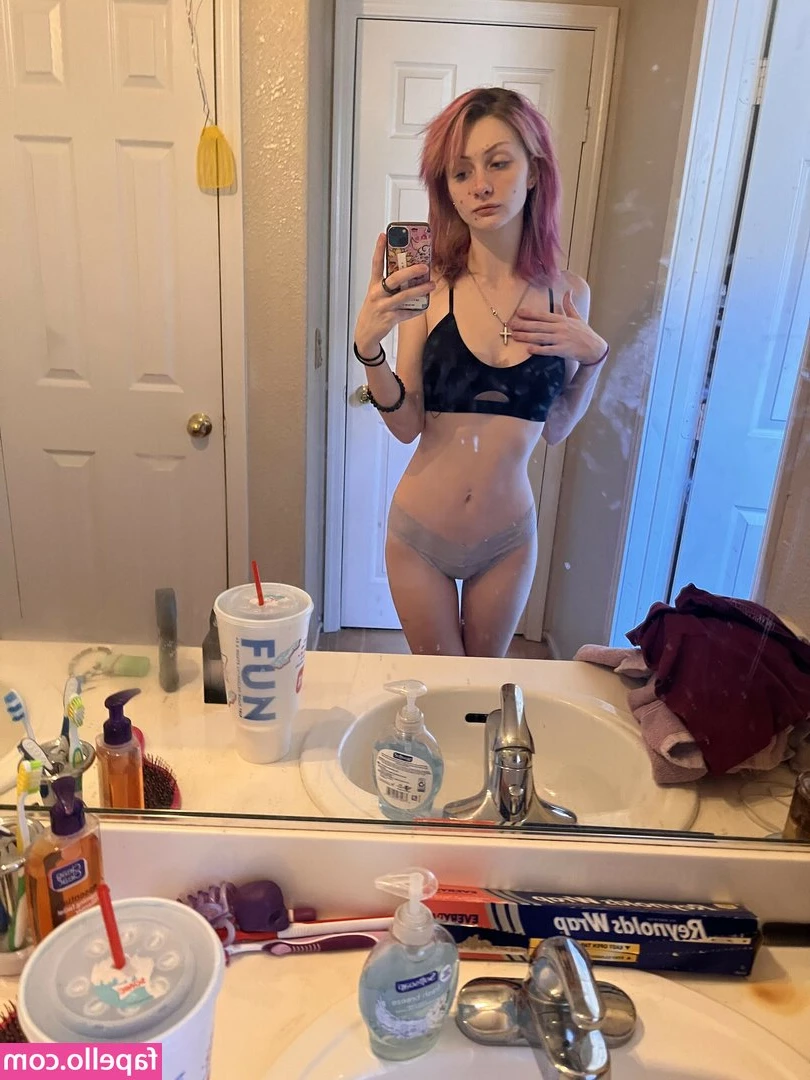 Pinkix9 - I wanna make you moan my name right now!! 🥵