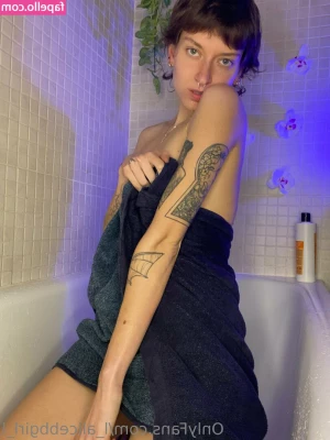 l_alicebbgirl_l [ l-alicebbgirl-l ] - Sex drugs and depression