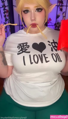 KatTheKunt - Can you spot my valentines gift for you…?👀❤️🍑 message me