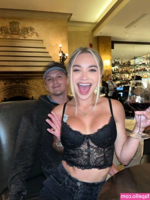 Natalie Decker [ natalie-decker ] - This fuck machine definitely proves a point  smaller can make me cum