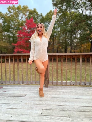 Natalie Decker [ natalie-decker ] - What image do you want to see on me next?) Send your wishes in