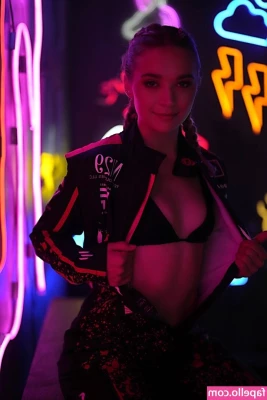 Natalie Decker [ natalie-decker ] - hi  a lot of you have requested the sex tapes or b g content  but i