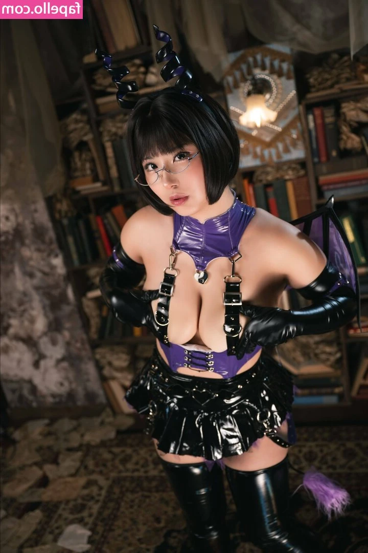 1212RAIDEN - My butt with a kitty panty. - yes i know i'm relatively bad in naming