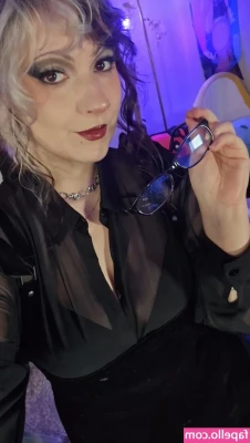 Helloneptune - Take these off 😩