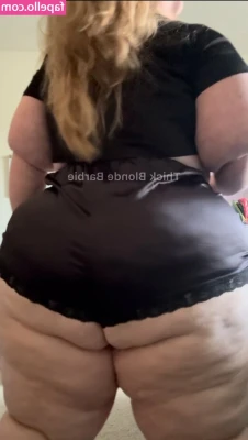 Thick_blonde_barbie [ thick-blonde-barbie ] - Hope you are staying warm. I know I could use some body heat