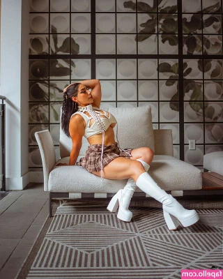 itssarapr - hit like if you love my tits 🤭