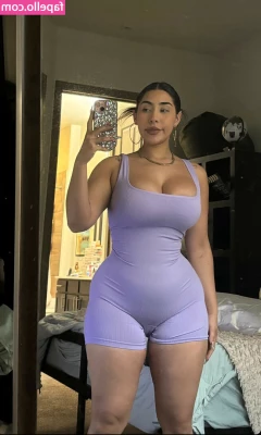 itssarapr - I’d wake you up like this with breakfast 🥞 🍳 in bed because