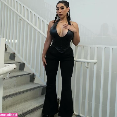 itssarapr - New outfit what do you think