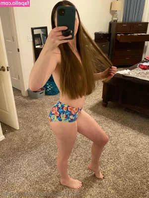 lenore.leander [ lenore-leander ] - Come cuddle me