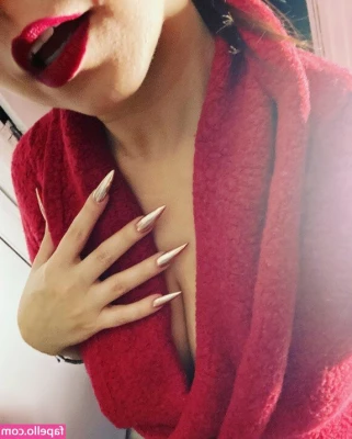 missyxecute - Epic #cameltoe action on set!
