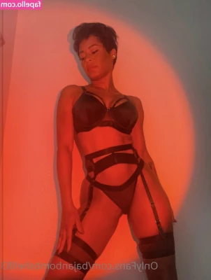 Kristal Marshall [ kristal-marshall ] - Which view is better before or after the shower     naughtynative