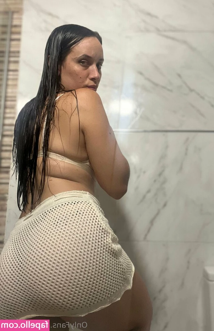 n.astrid [ n-astrid ] - Quickie   If only there where someone to help me out