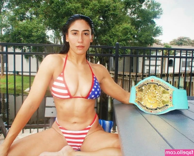 Noelle Giorgi [ noelle-giorgi ] - I want big drains today Mommy deserves it don't you think? 🔥