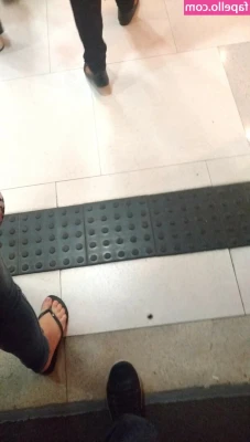 Flagras De Amigas [ flagras-de-amigas ] - does my ass look hot?👀😈