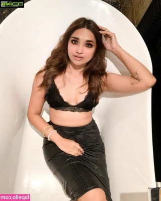 Jiya Shankar [ jiya-shankar ] - https://onlyfans.com/action/t… COME HERE DADDY 😍 Free Nudes for