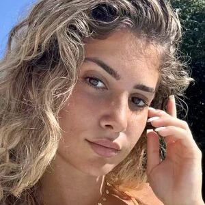 Sarah.anca
